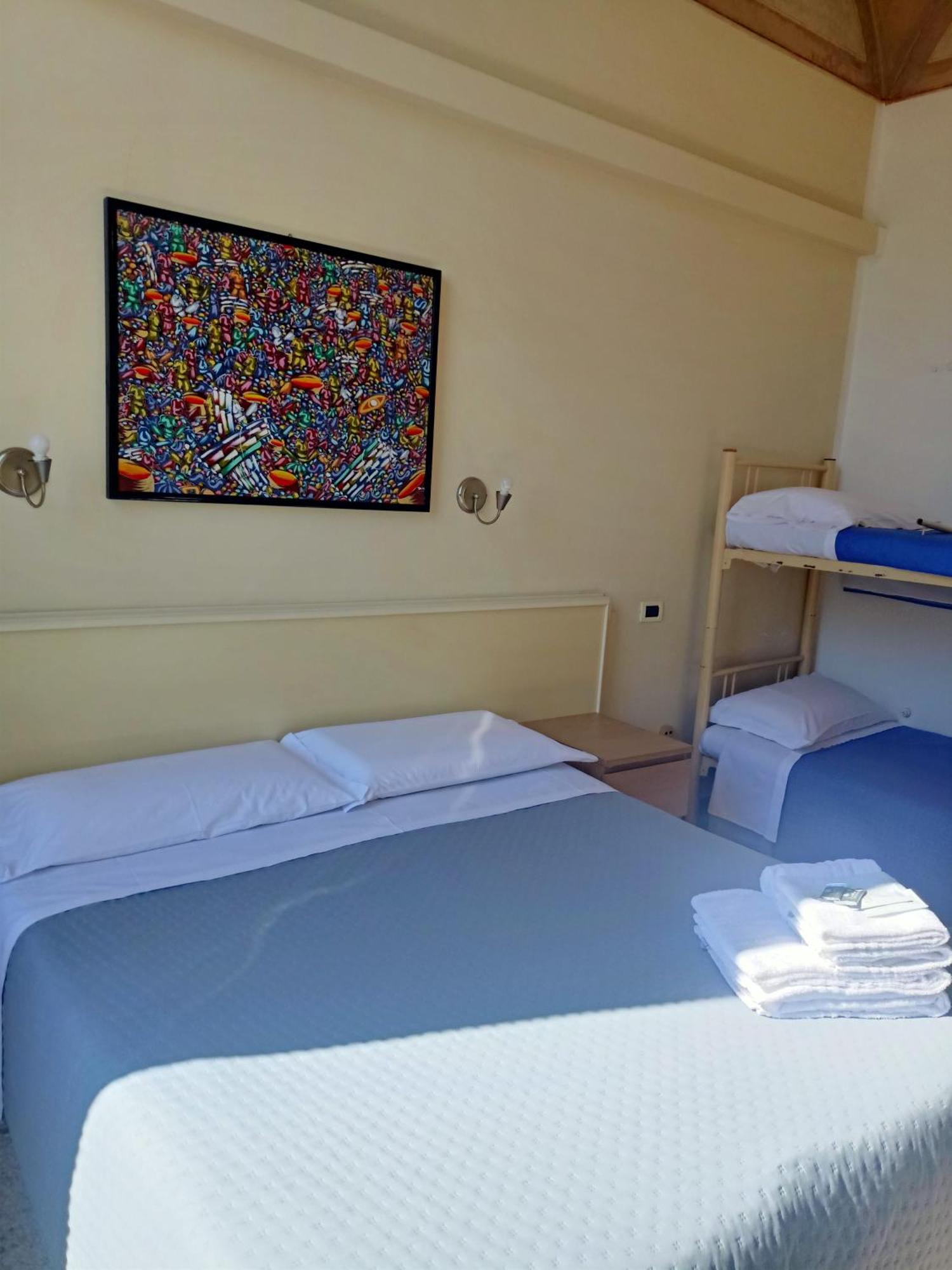 Hotel Serena Arenzano Exteriör bild