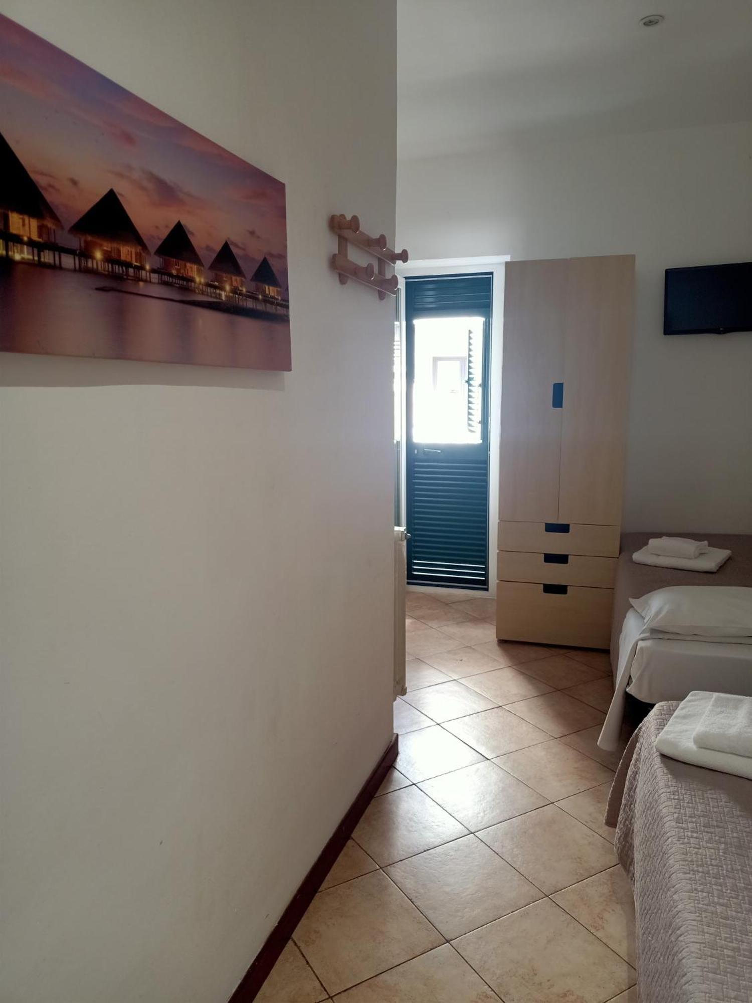 Hotel Serena Arenzano Exteriör bild