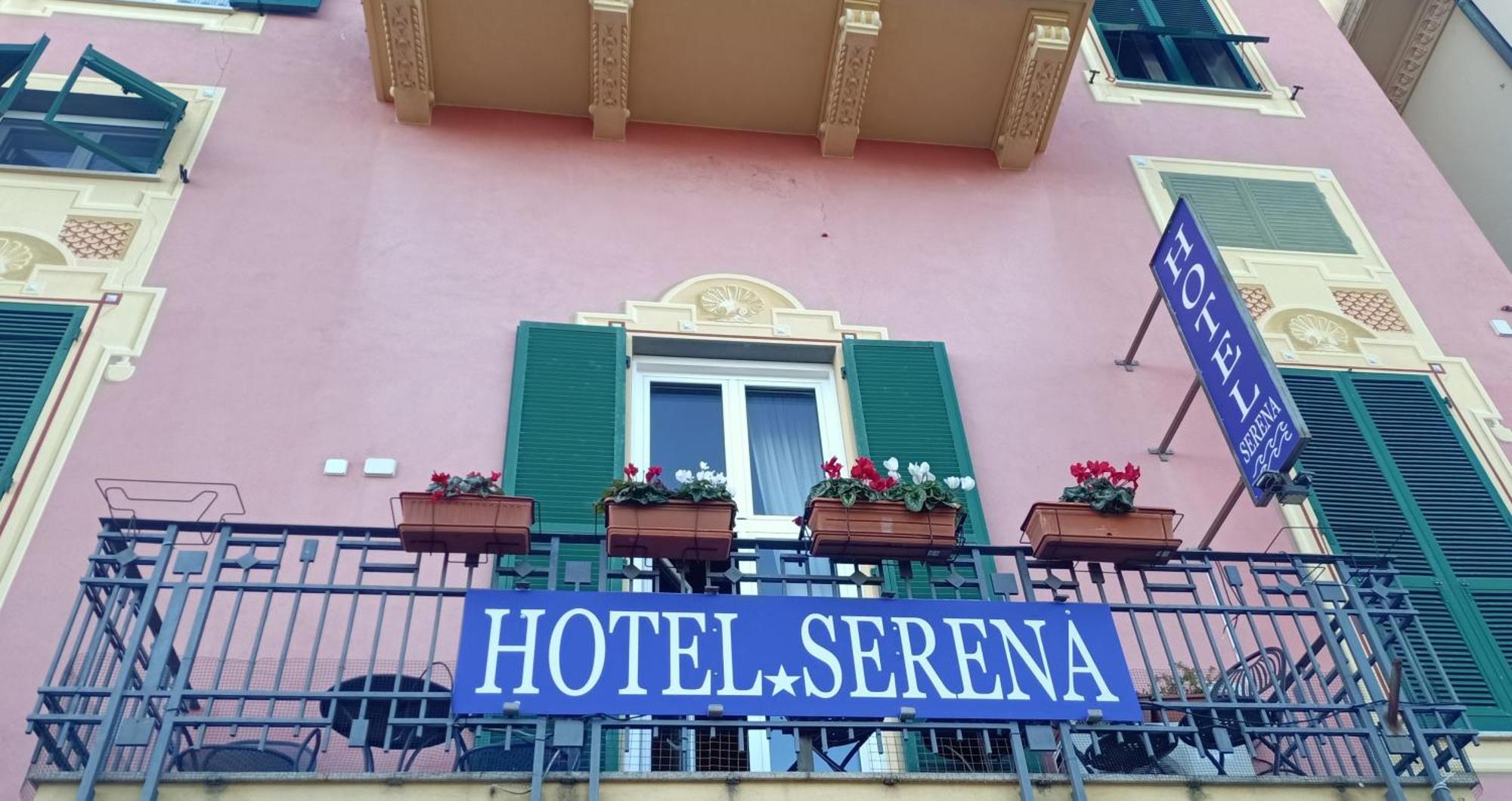 Hotel Serena Arenzano Exteriör bild